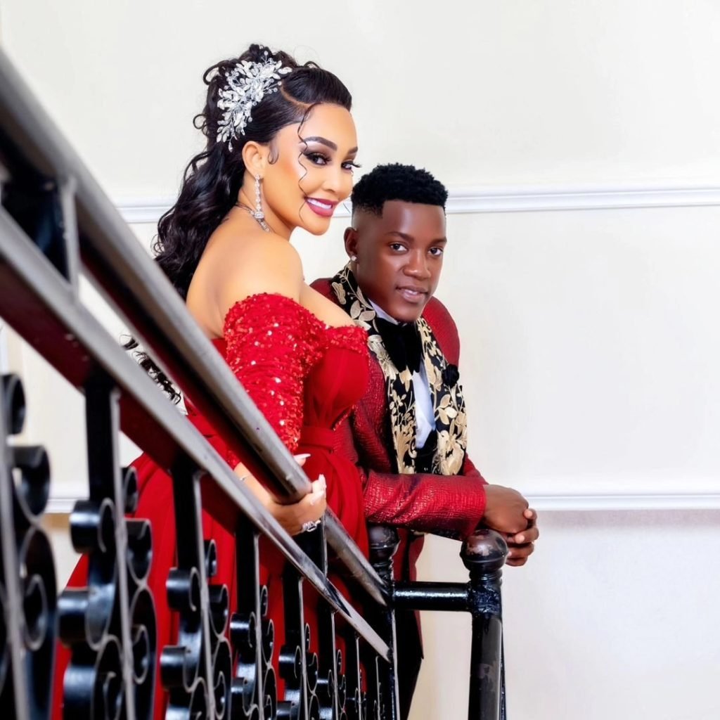 Shakib Cham, Zari Hassan